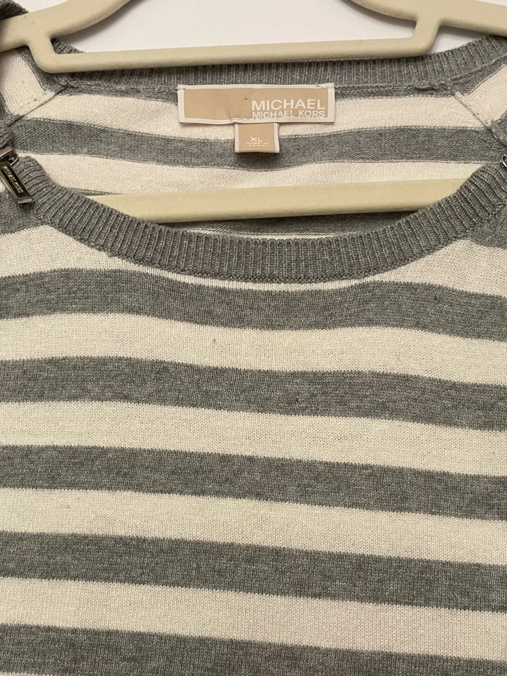 Michael Kors Gray & White Striped Zip-Shoulder Sweater Size XL